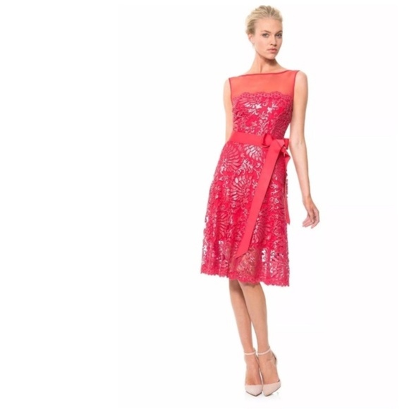 TADASHI SHOJI Red Lace Dress 6 Illusion Neck Sequin Bow Holiday Christmas Formal - Picture 3 of 16